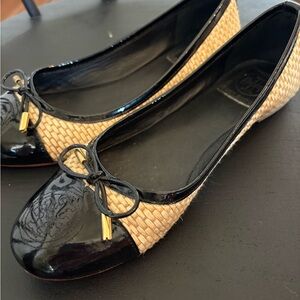 Tory Burch Raffia Catherine Flats size 8